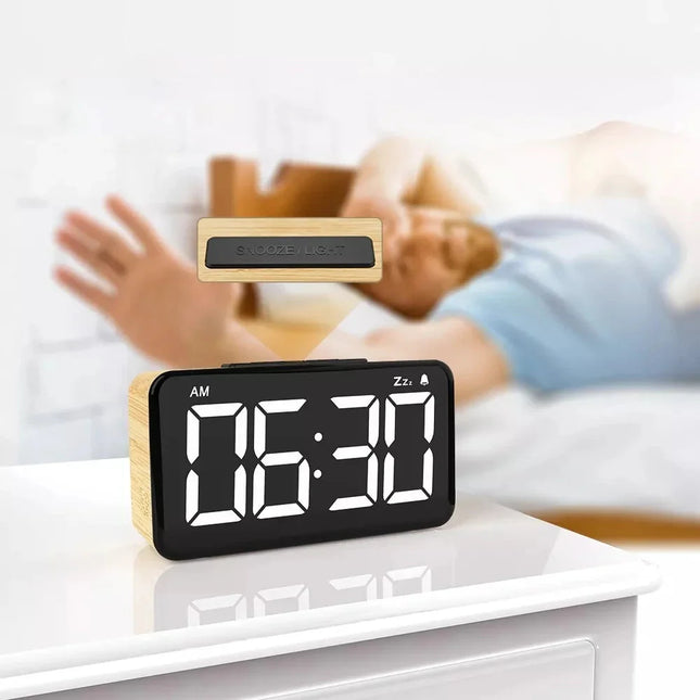 Despertador digital con números grandes