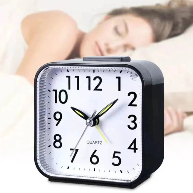 Despertador analógico a pilas silencioso