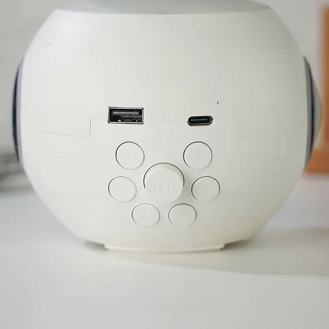 Despertador robot con indicador día noche