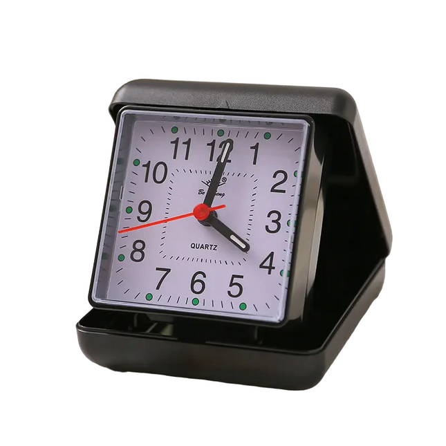 Pequeño despertador de viaje antiguo