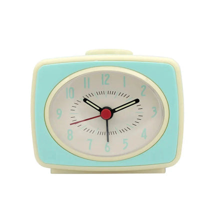 Pequeño despertador analógico de diseño retro