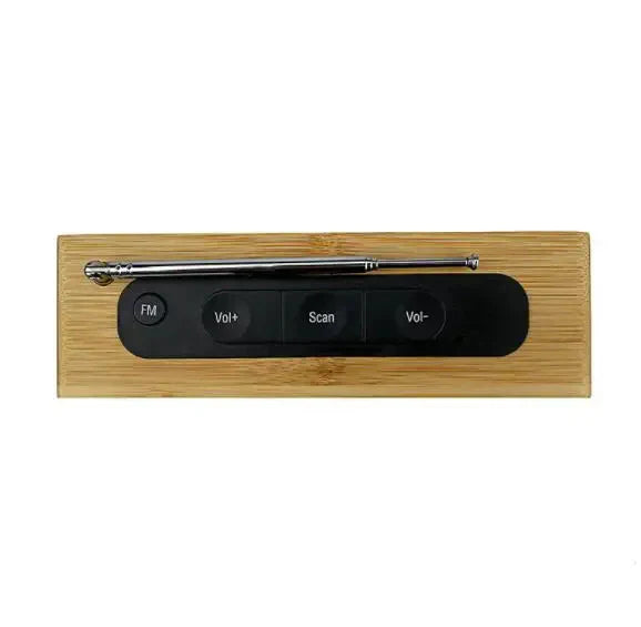 Radio despertador digital con diseño madera
