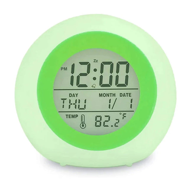 Despertador digital moderno para adolescente
