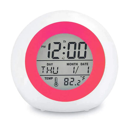 Despertador digital moderno para adolescente