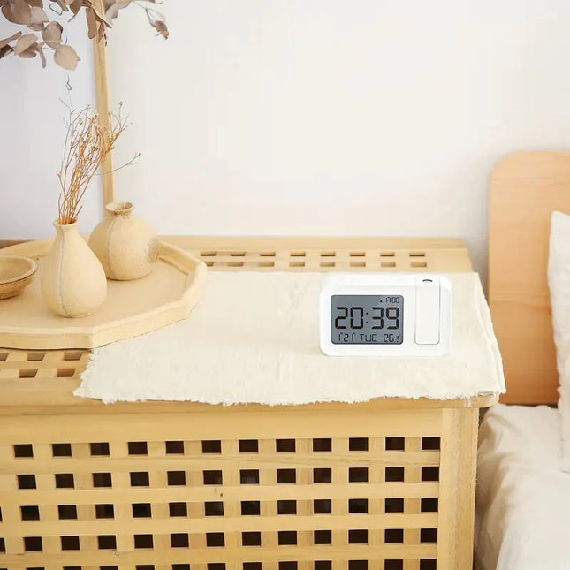 Despertador con proyector para adolescente