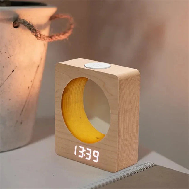 Despertador de madera con lámpara luna