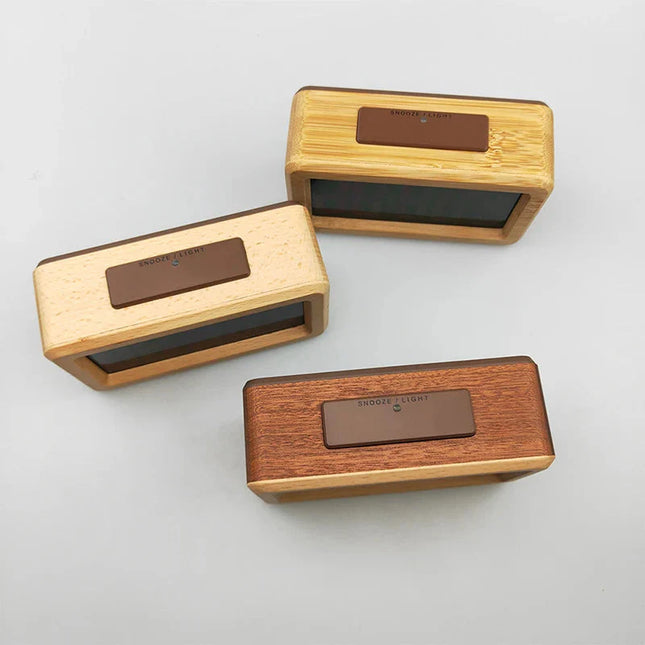 Despertador digital de madera con temperatura