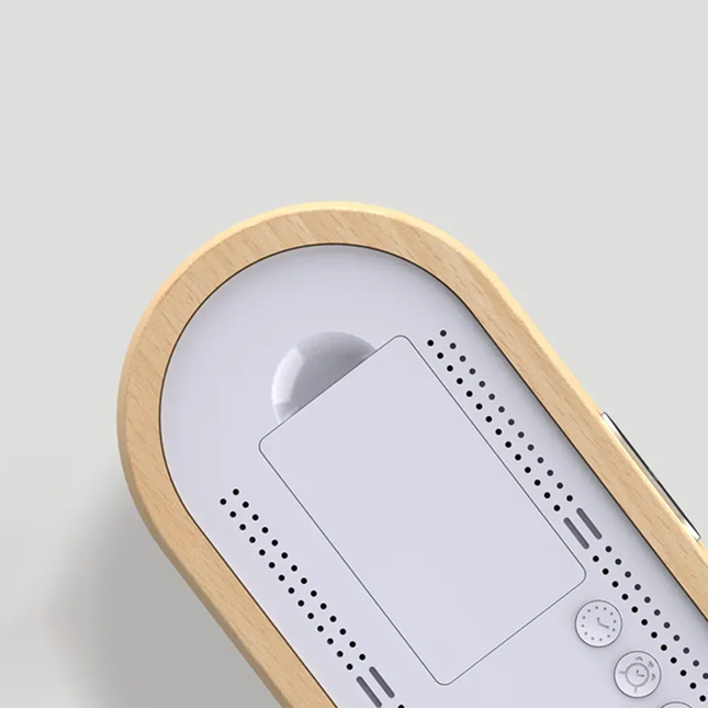 Despertador de madera con pantalla espejo