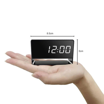 Despertador con cámara espía Full HD