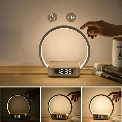 Lámpara con cargador inalámbrico y reloj