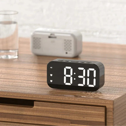 Reloj despertador digital con pantalla LED