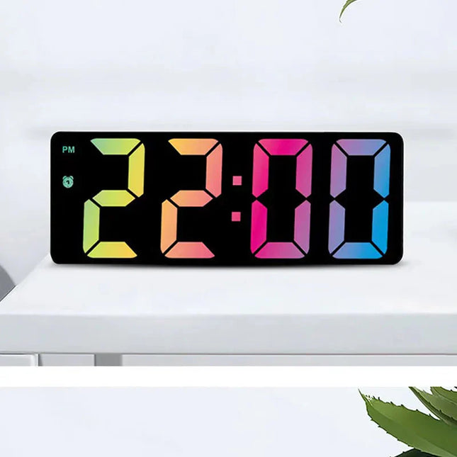 Despertador numérico con pantalla de colores