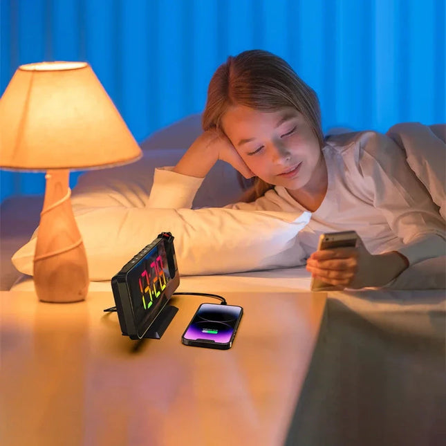 Despertador eléctrico con proyección de hora