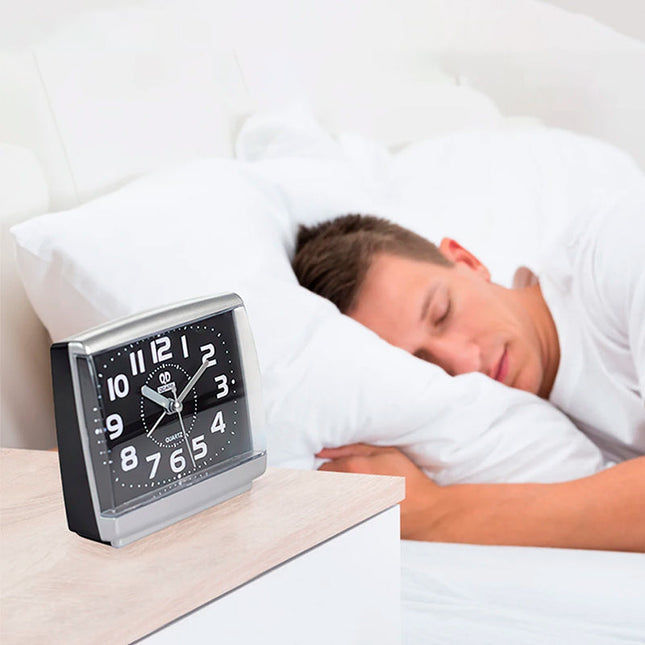 Despertador sencillo para personas mayores