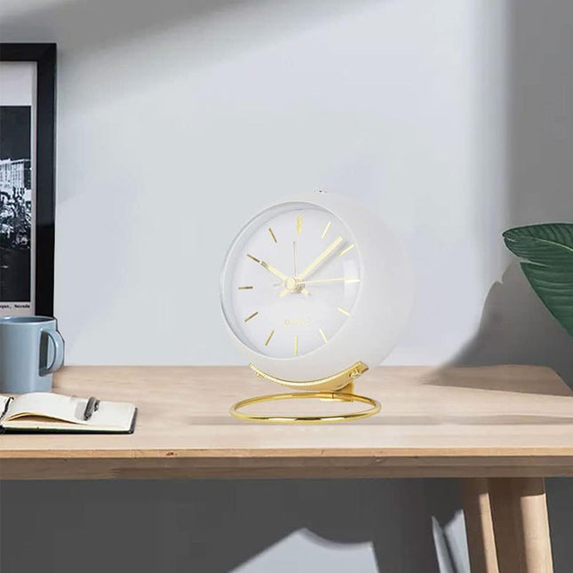 Reloj despertador blanco de estilo vintage