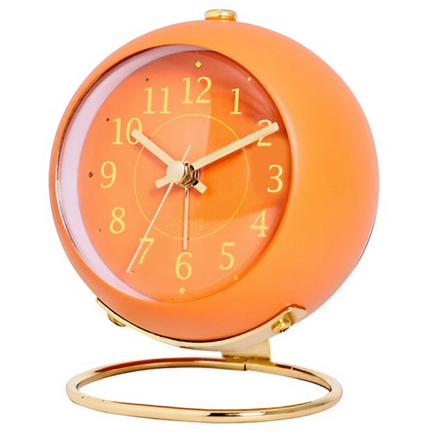 Reloj despertador naranja de estilo vintage