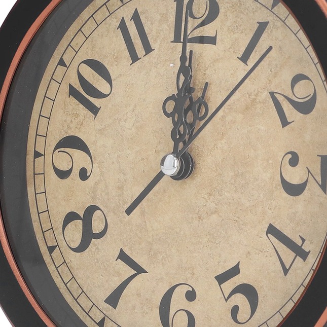 Despertador analógico redondo de diseño retro